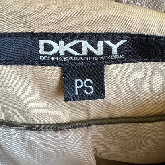 Vintage DKNY Belted Khaki Trench Coat - Picture 5 of 8